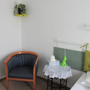 Проживание в семье Kolorowa Guest, Варшава
